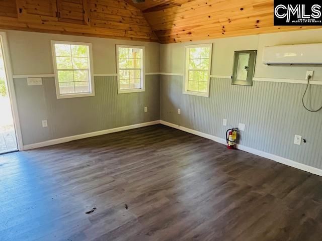 1168 Lake Drive  Photo 7