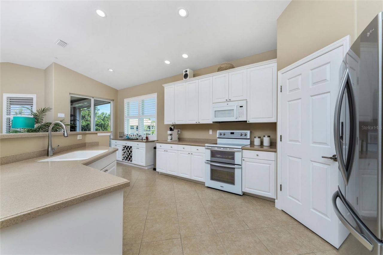 3316 Sunset Key Cir , Unit D, Punta Gorda, FL 33955 Photo