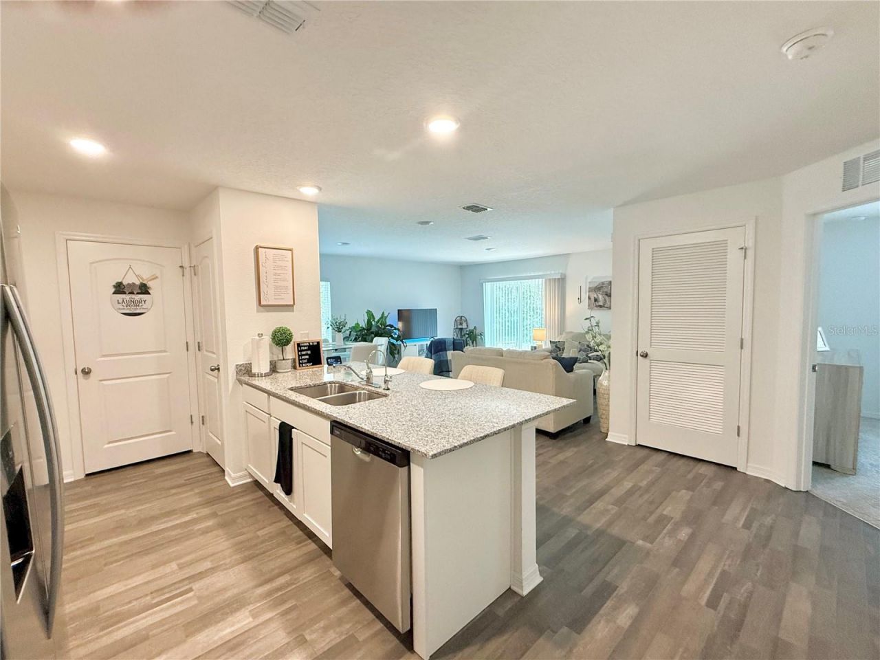 597 Live Oak Loop , Crescent City, FL 32112 Photo