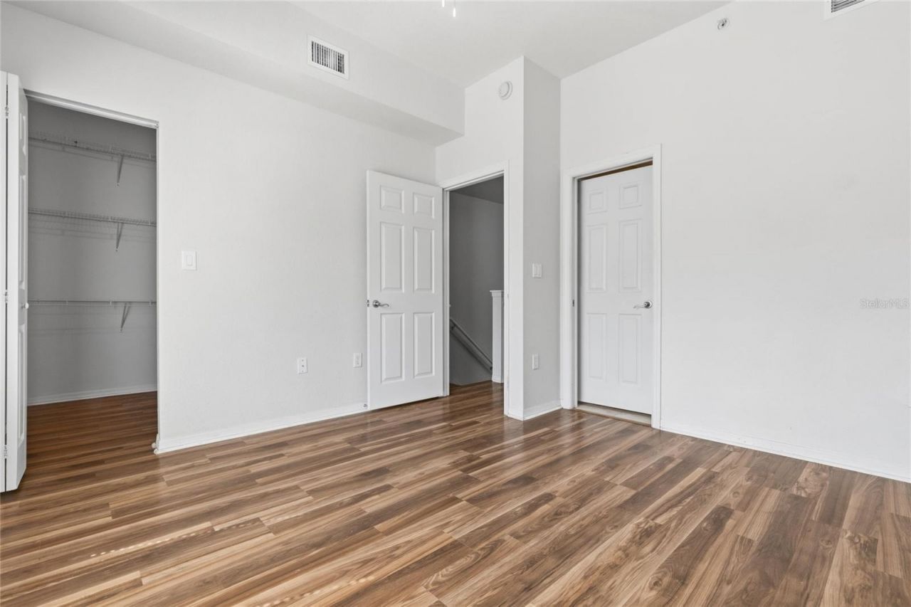 9875 Meadow Field Circle, Tampa, FL 33626 Photo