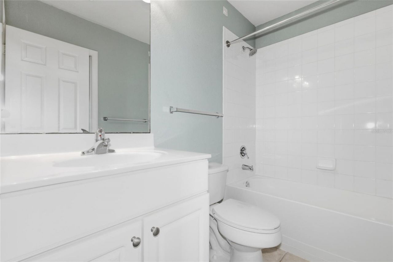 9875 Meadow Field Circle, Tampa, FL 33626 Photo