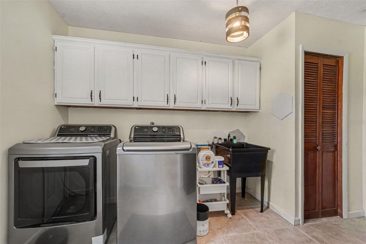 717 Camrose Drive, Brandon, FL 33510 Photo