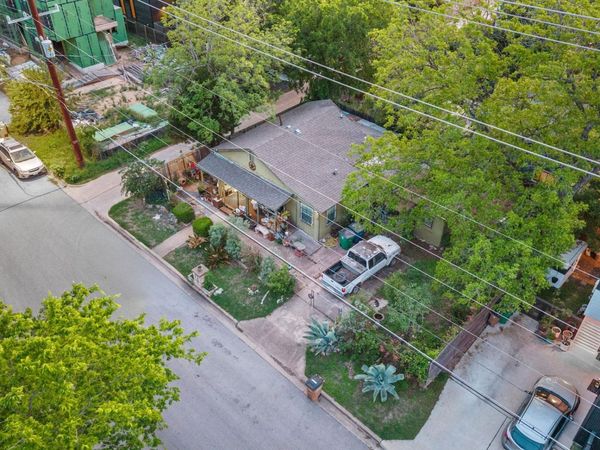 304 Broadway ST, Austin, TX 78702