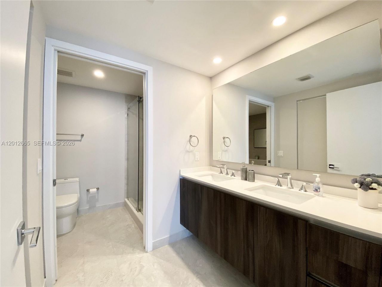 488 NE 18th St , Unit 3704, Miami, FL 33132 Photo