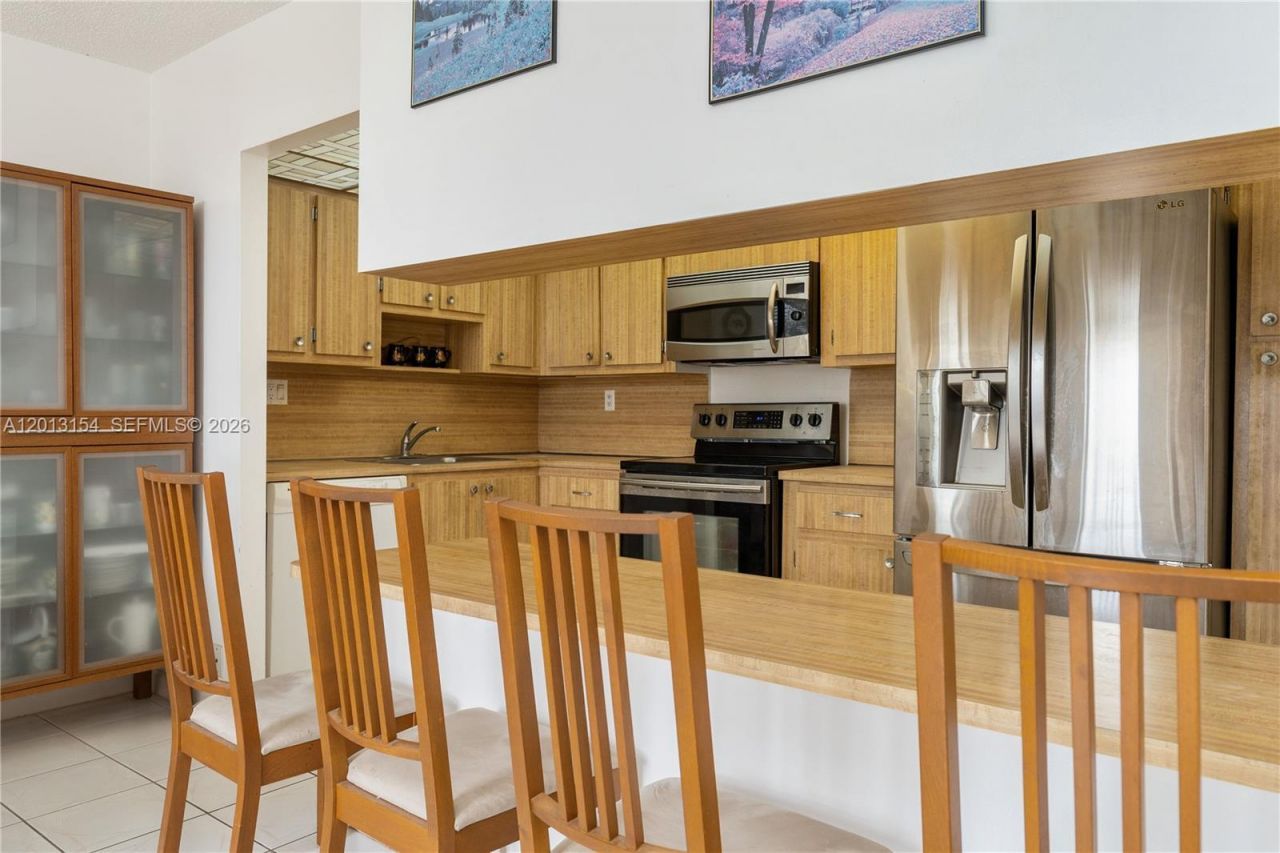20401 NE 30th Ave , Unit 416-8, Aventura, FL 33180 Photo
