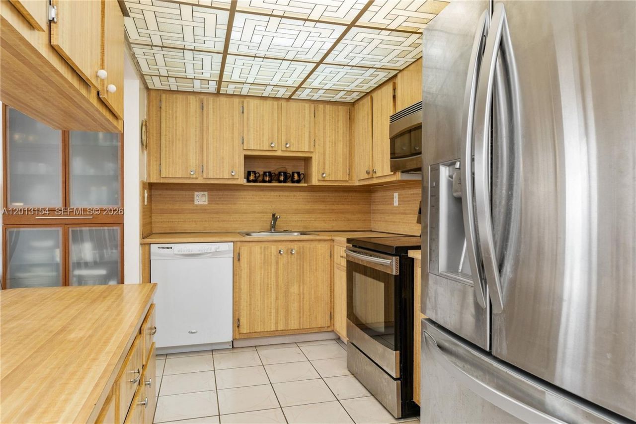 20401 NE 30th Ave , Unit 416-8, Aventura, FL 33180 Photo