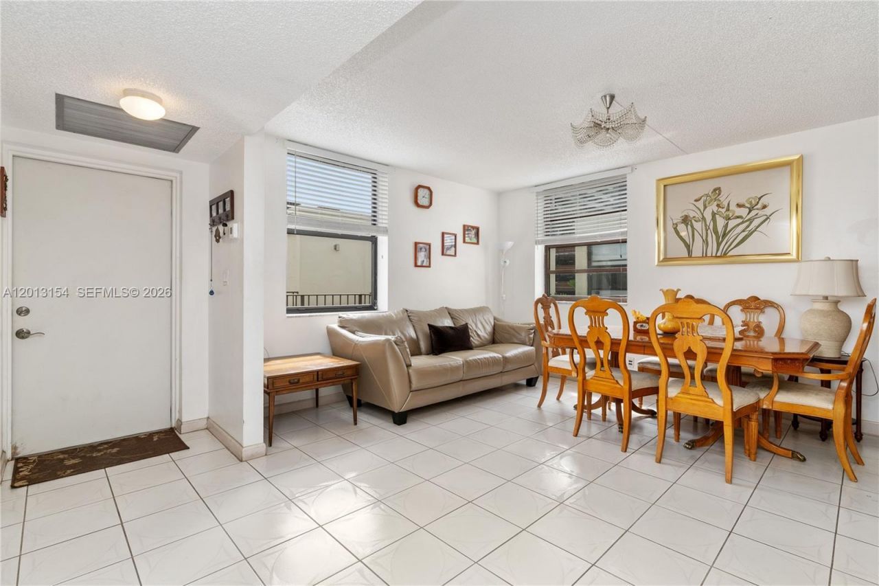 20401 NE 30th Ave , Unit 416-8, Aventura, FL 33180 Photo