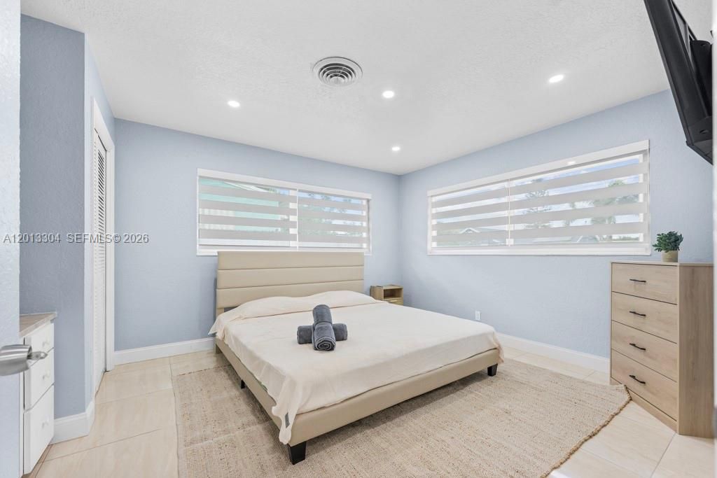 2128 Dock St , West Palm Beach, FL 33401 Photo