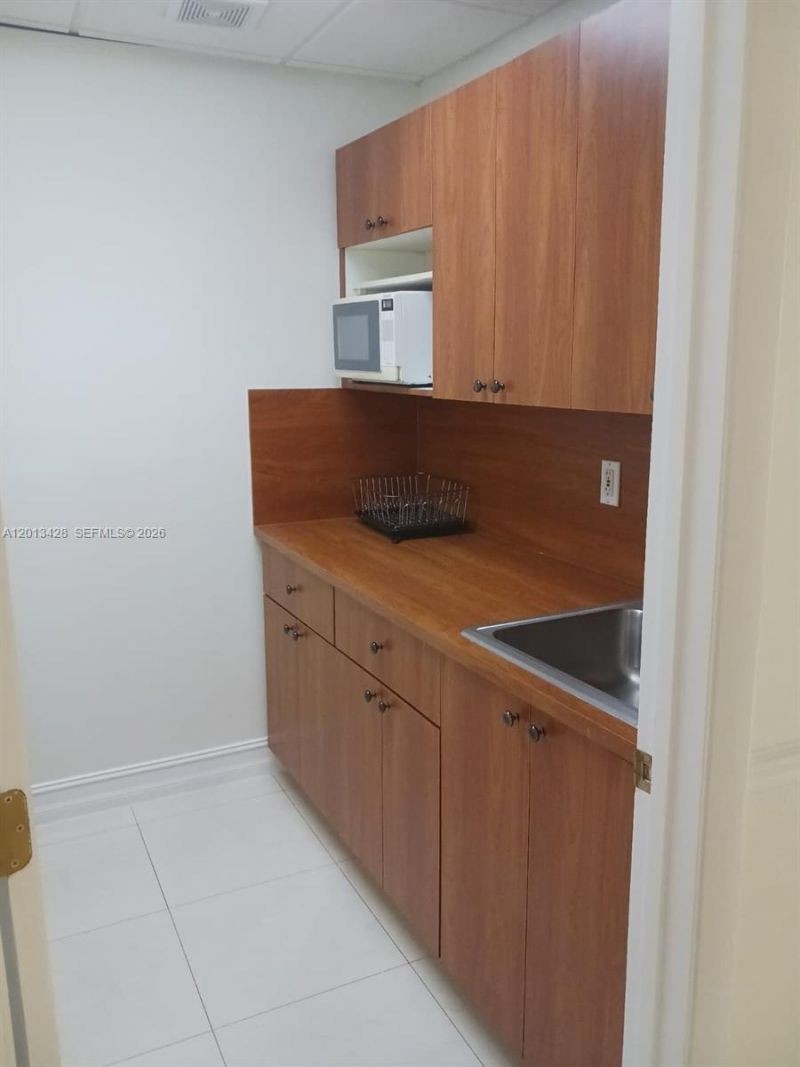 13155 SW 42nd St, Unit 111 & 112, Miami, FL 33175 Photo