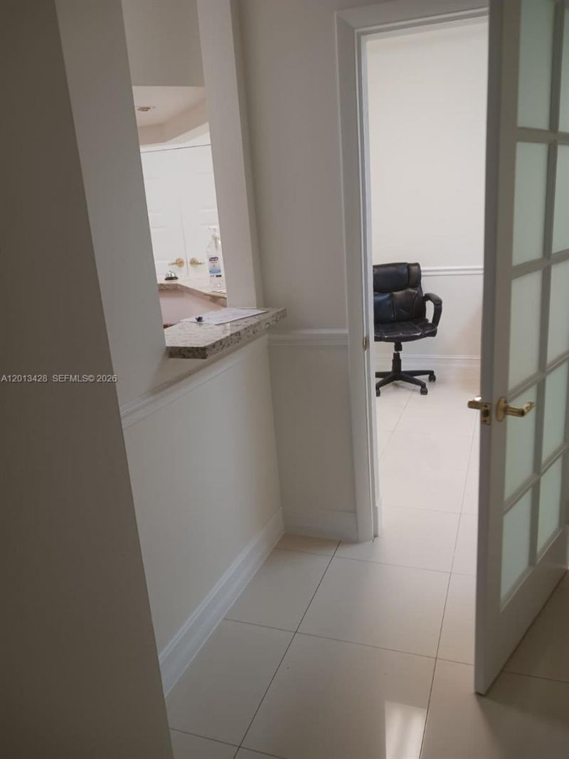 13155 SW 42nd St, Unit 111 & 112, Miami, FL 33175 Photo