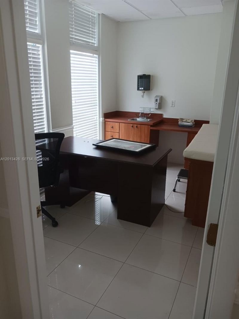13155 SW 42nd St, Unit 111 & 112, Miami, FL 33175 Photo
