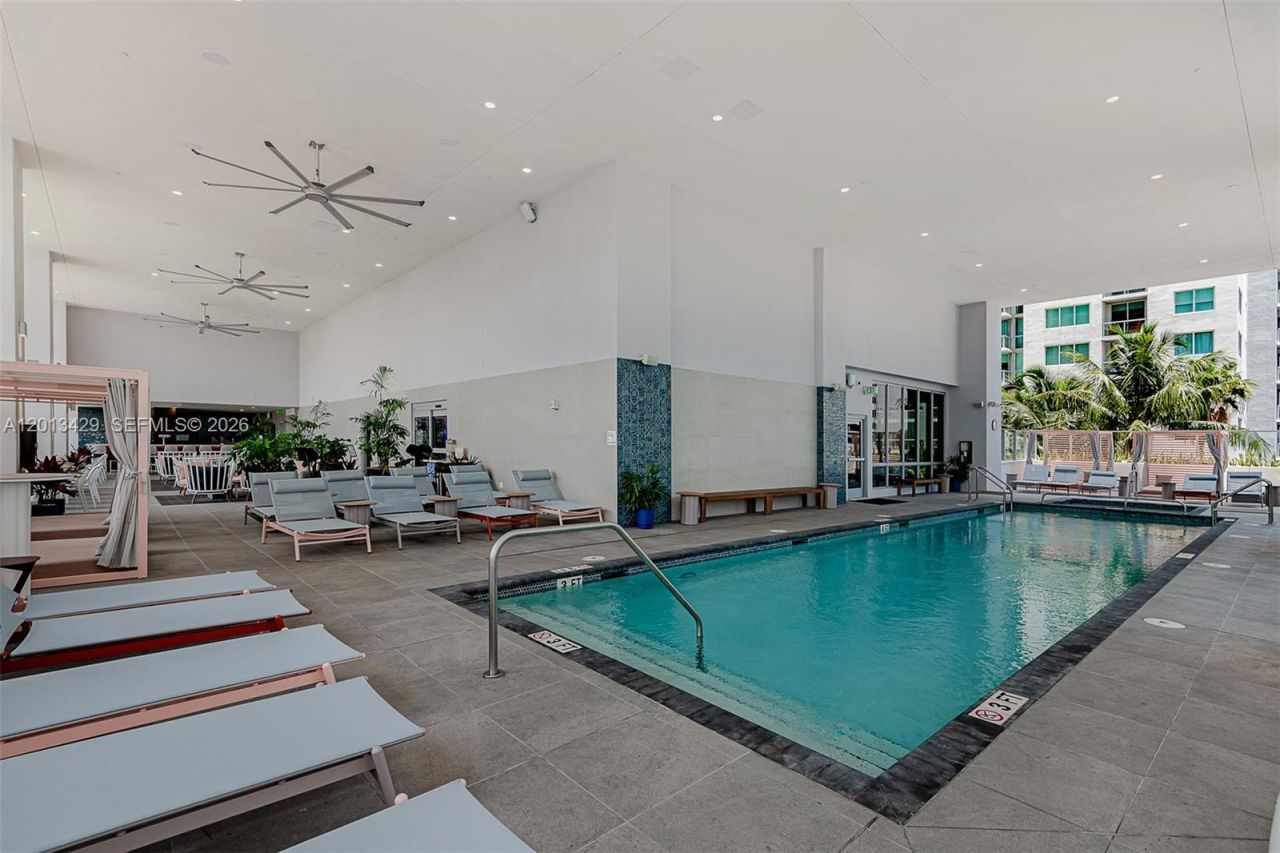 227 NE 2nd St , Unit 2206, Miami, FL 33132 Photo