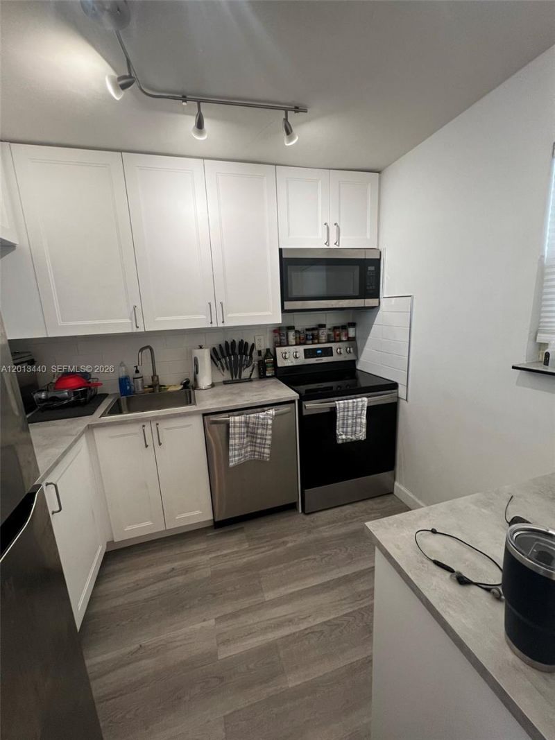 950 Euclid Ave , Unit 211, Miami Beach, FL 33139 Photo