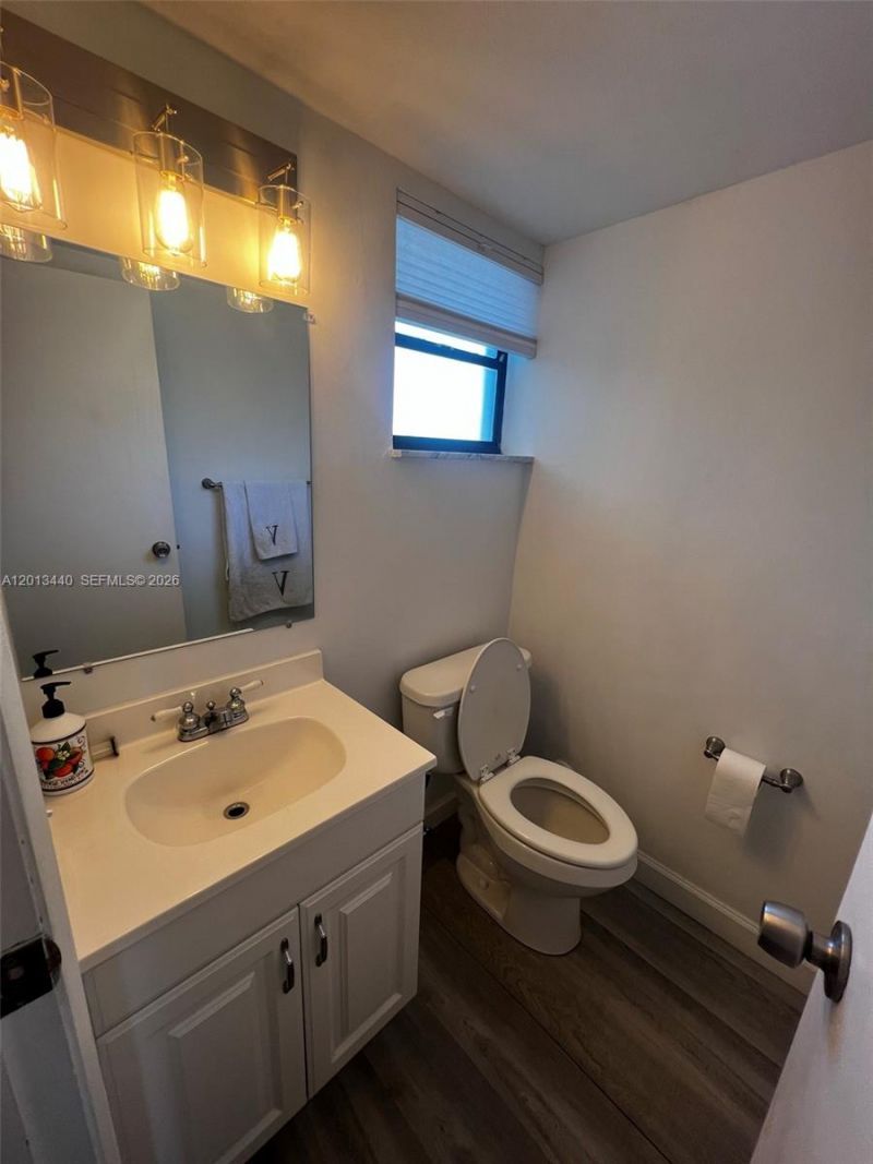 950 Euclid Ave , Unit 211, Miami Beach, FL 33139 Photo