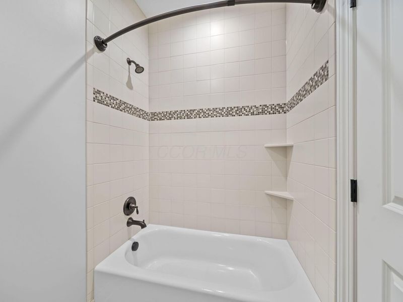 7134 Wilton Chase Street, Dublin, OH 43017 Photo 46