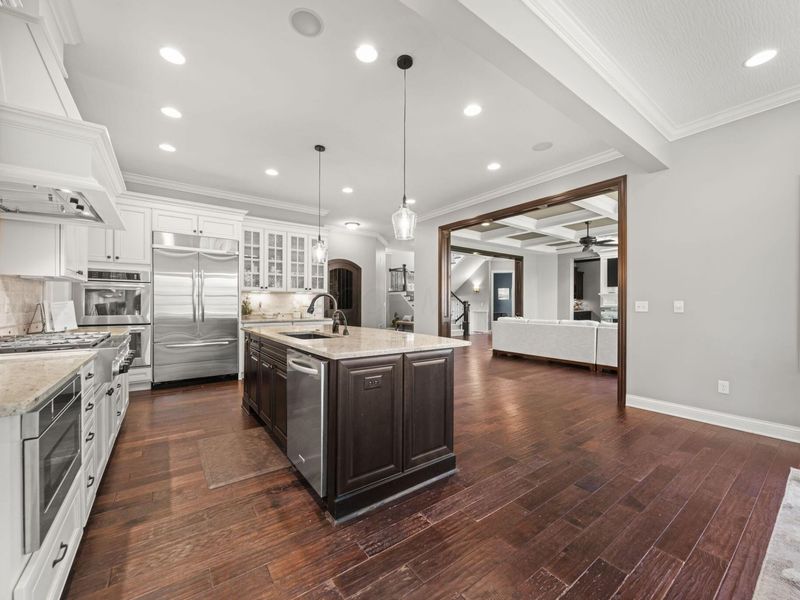7134 Wilton Chase Street, Dublin, OH 43017 Photo 9