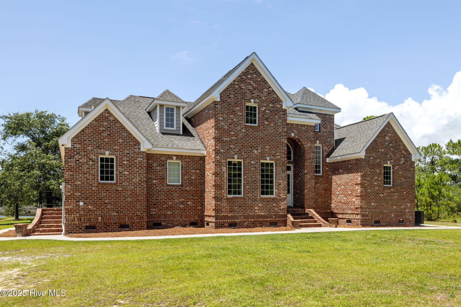 421 Old Swansboro Road, Newport, NC 28570 Main Photo