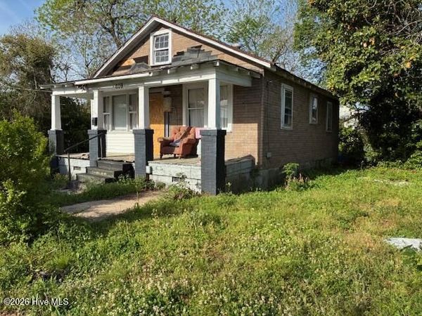 609 Darst Avenue, New Bern, NC 28560