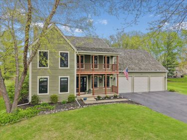 299 Concord Square, Gurnee, IL 60031