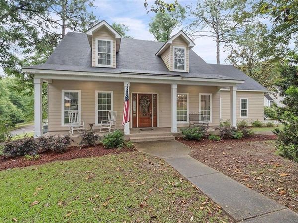 8037 St Jude Circle S, Mobile, AL 36695