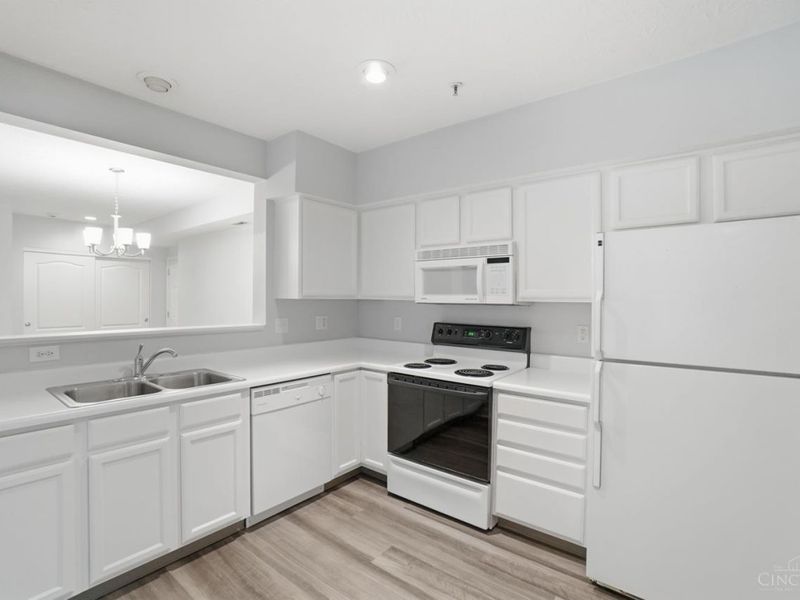 101 Postoak Lane, Unit A, Milford, OH 45150 Photo 11