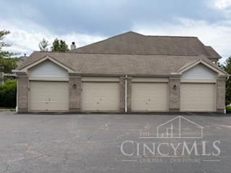 101 Postoak Lane, Unit A, Milford, OH 45150 Photo 14