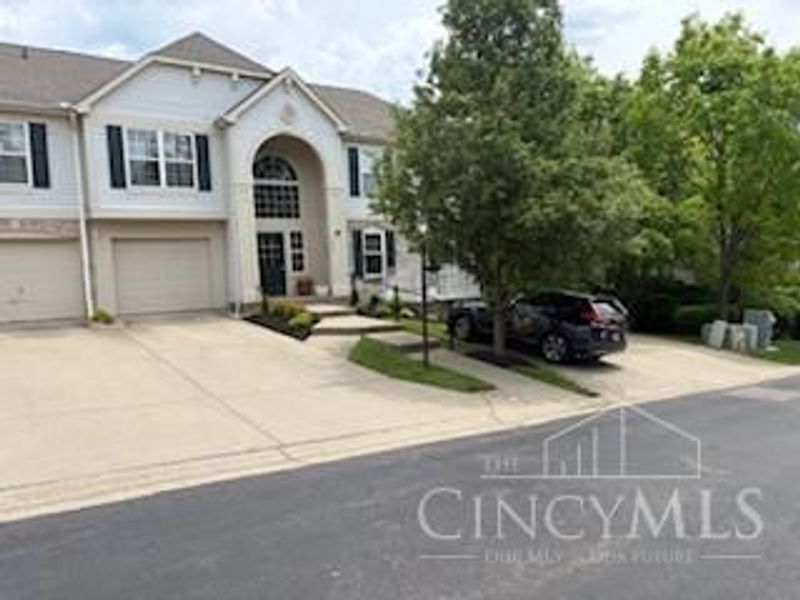101 Postoak Lane, Unit A, Milford, OH 45150 Photo 2