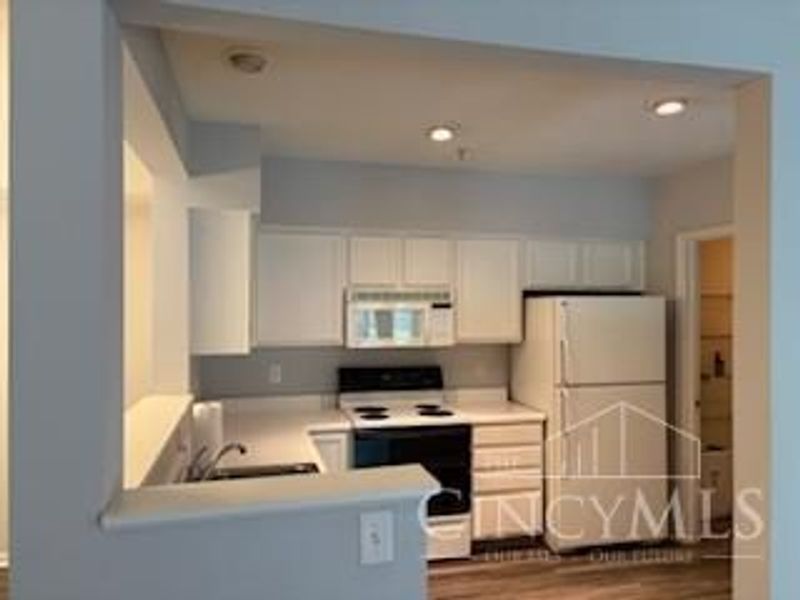 101 Postoak Lane, Unit A, Milford, OH 45150 Photo 3