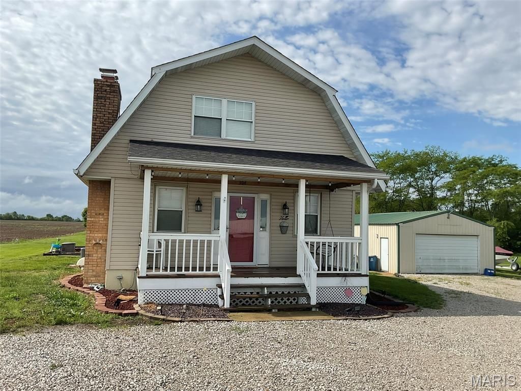 304 State Ave, Pocahontas, IL 62275 Main Photo