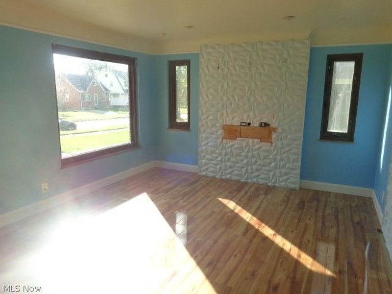 9504 Eureka Parkway, Parma Heights, OH 44130 Photo 6