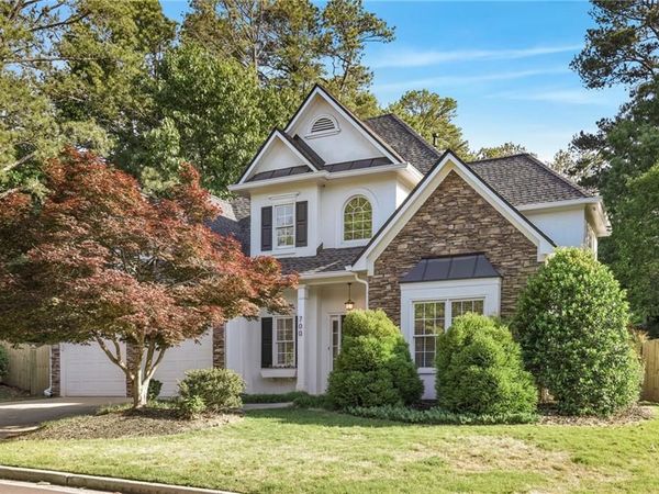 700 Orchard Court , Atlanta, GA 30328