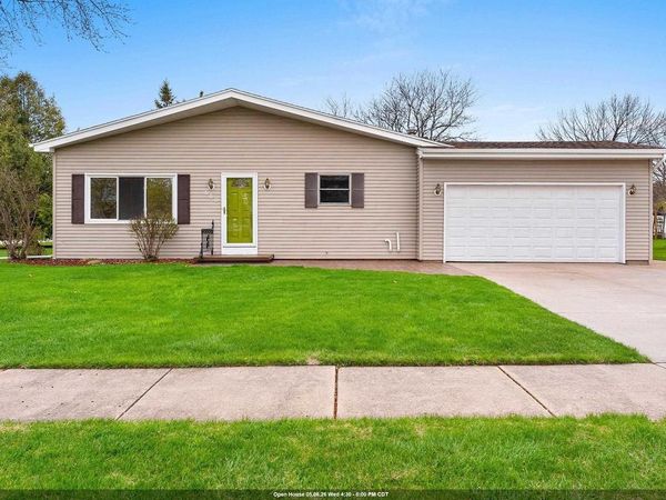 860 FRIBOURG STREET, De Pere, WI 54115