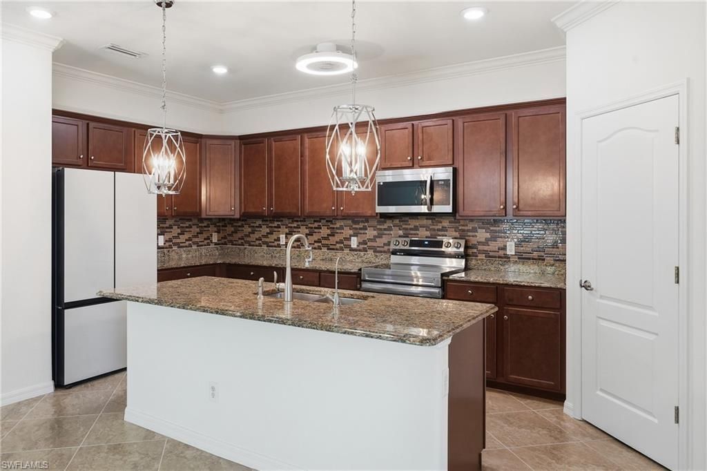 4366 Bismark Way , Naples, FL 34119 Photo