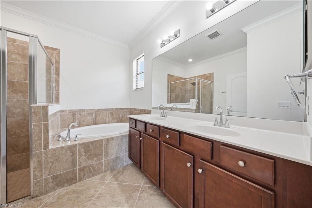 4366 Bismark Way , Naples, FL 34119 Photo