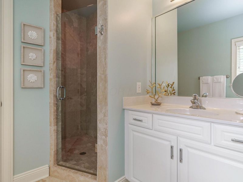 4085 Lyon Drive, Columbus, OH 43220 Photo 36