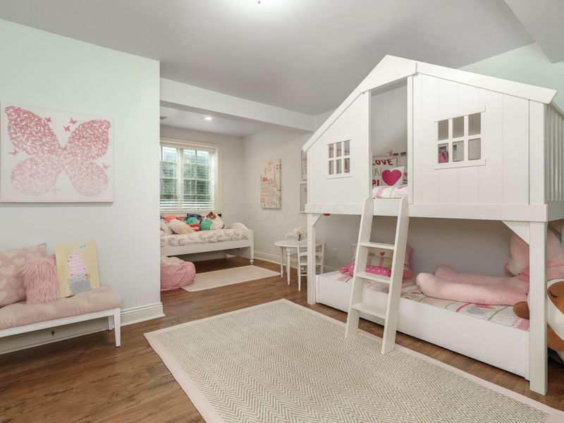 4085 Lyon Drive, Columbus, OH 43220 Photo 49