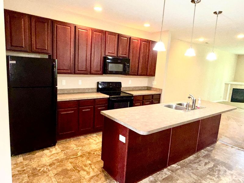 130 Lakes At Cheshire Drive, Delaware, OH 43015 Photo 5