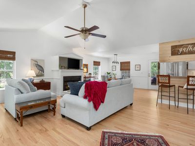 1604 Macoma Road, Mount Pleasant, SC 29466