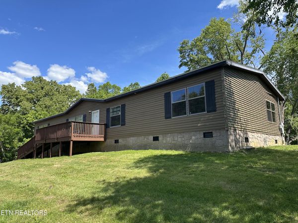 540 Mel Hall Rd, Maryville, TN 37803