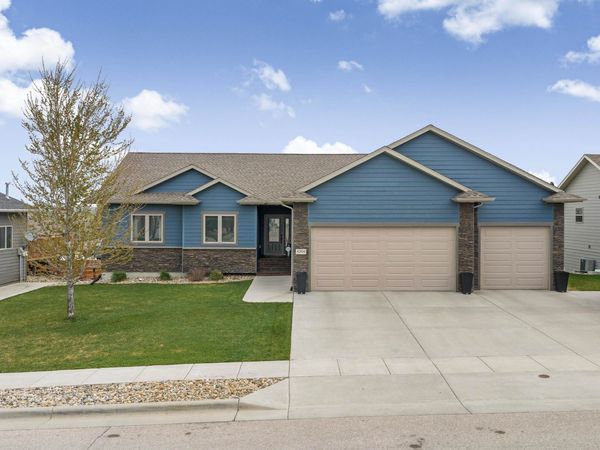 4306 Vinecliff Drive, Rapid City, SD 57703
