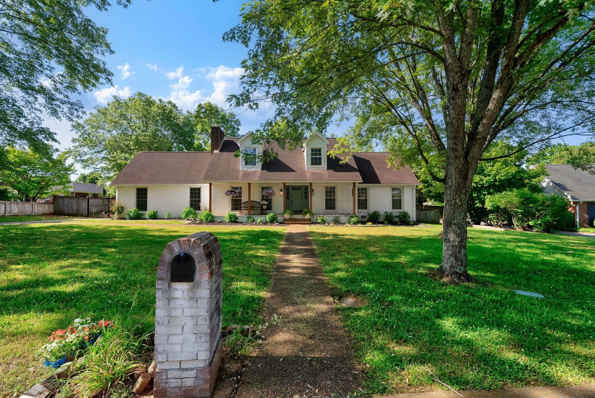 2715 Tower Dr, Murfreesboro, TN 37129 Main Photo
