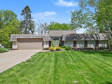 2884 Clearview Drive, Lexington, OH 44904