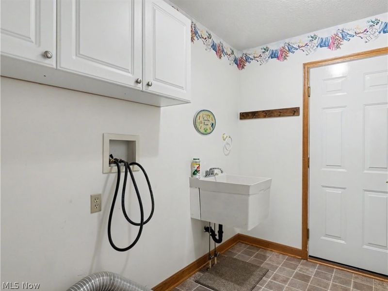 3671 White Oak Drive, Norton, OH 44203 Photo 21