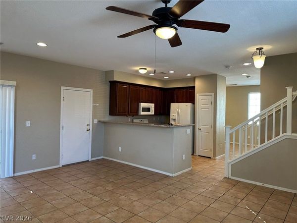 4019 Sparrow Rock Street, Las Vegas, NV 89129