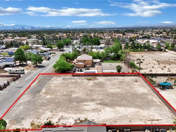 5803 Rowland Avenue , Las Vegas, NV 89130