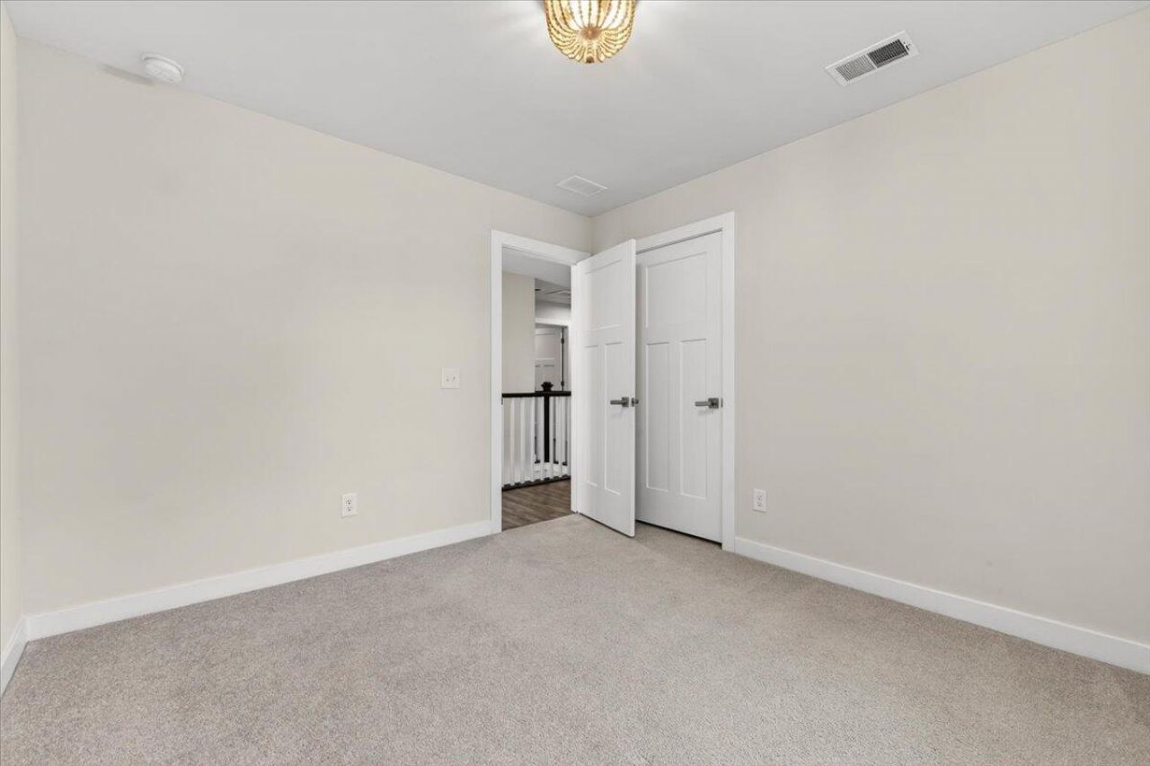 149 Country Oaks Lane Photo 29