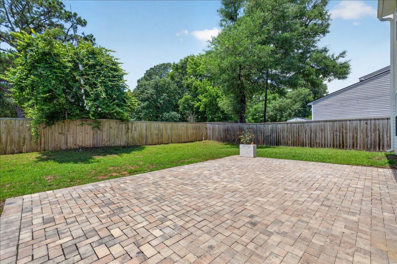 149 Country Oaks Lane Photo 4