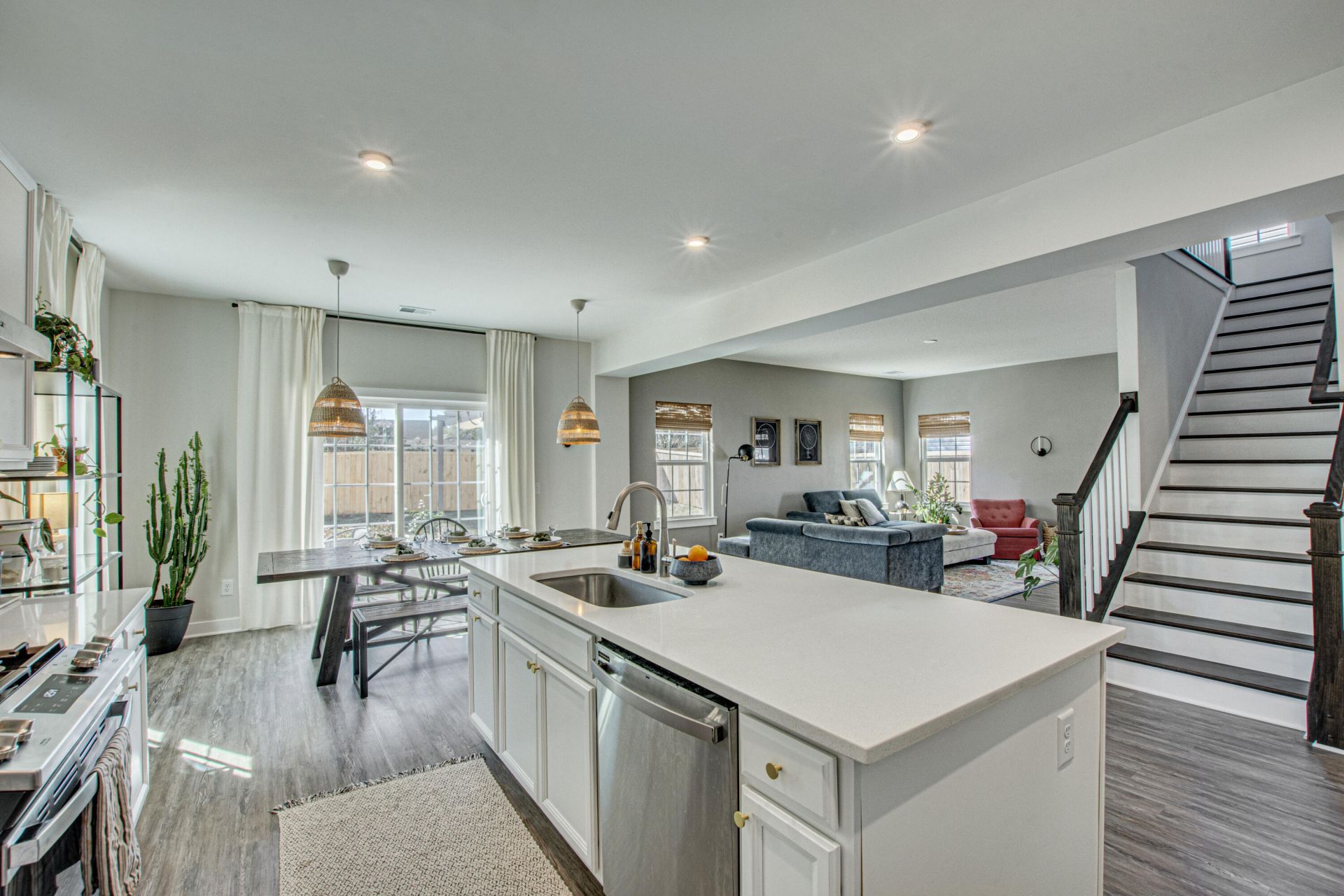 149 Country Oaks Lane Photo 4