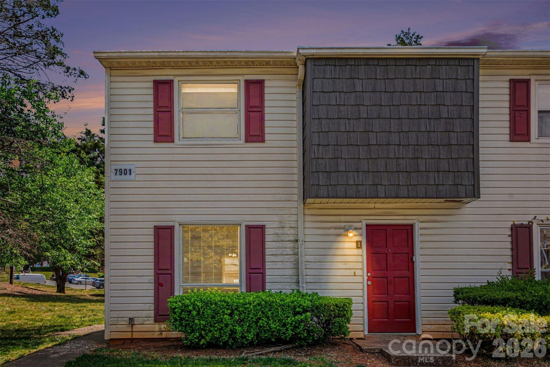 7901 Lakehouse Lane, Unit 1, Charlotte, NC 28210 Main Photo