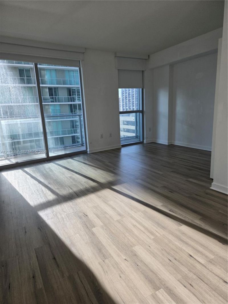1100 S Miami Ave, Unit 1505, Miami, FL 33130 Photo